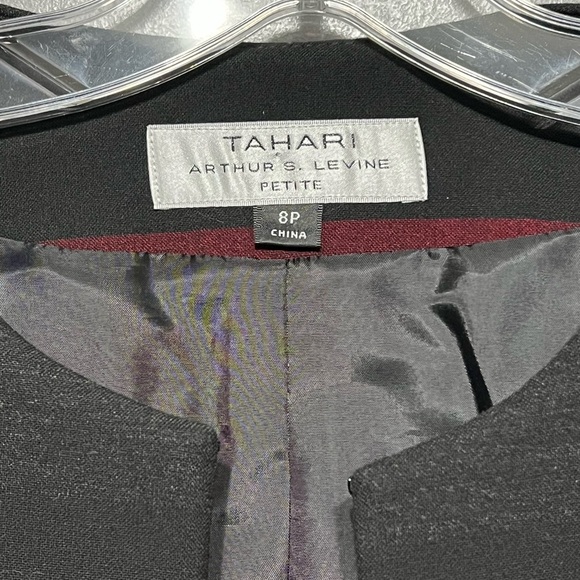 Tahari Arthur S. Levine Collarless Open Front Blazer Burgundy Black Stripe 8P - Picture 3 of 4